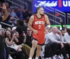 球队7人得分上双!狄龙:我们每天都在打磨技术 传导球也做得很好