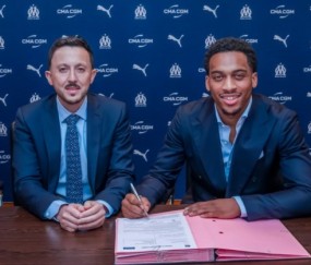 开云体育app下载-马赛官方：24岁费耶诺德中场昆滕·廷伯加盟，据悉转会费450万欧