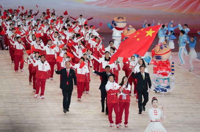 1739703628961087187.jpg (亚冬会)第九届亚冬会开幕式举行XxjpseC007822_20250207_PEPFN0A001.jpg